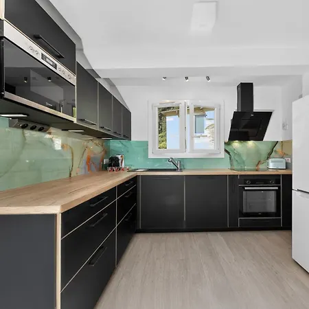 Bel Maison Avec Terrasse 5 Pers Parking & Clim Daire